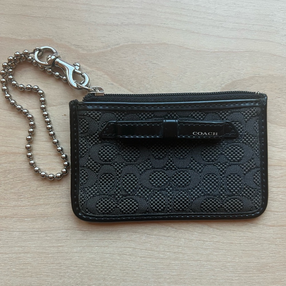 Coach ID and Card Holder